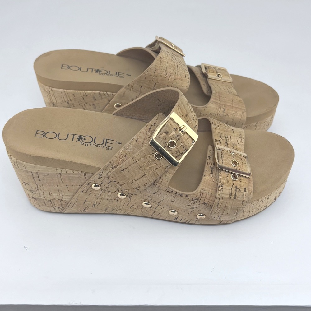 Boutique by Corkys Twinkie Wedge Sandals Tan Cork Studded Boho Cushioned Size 7